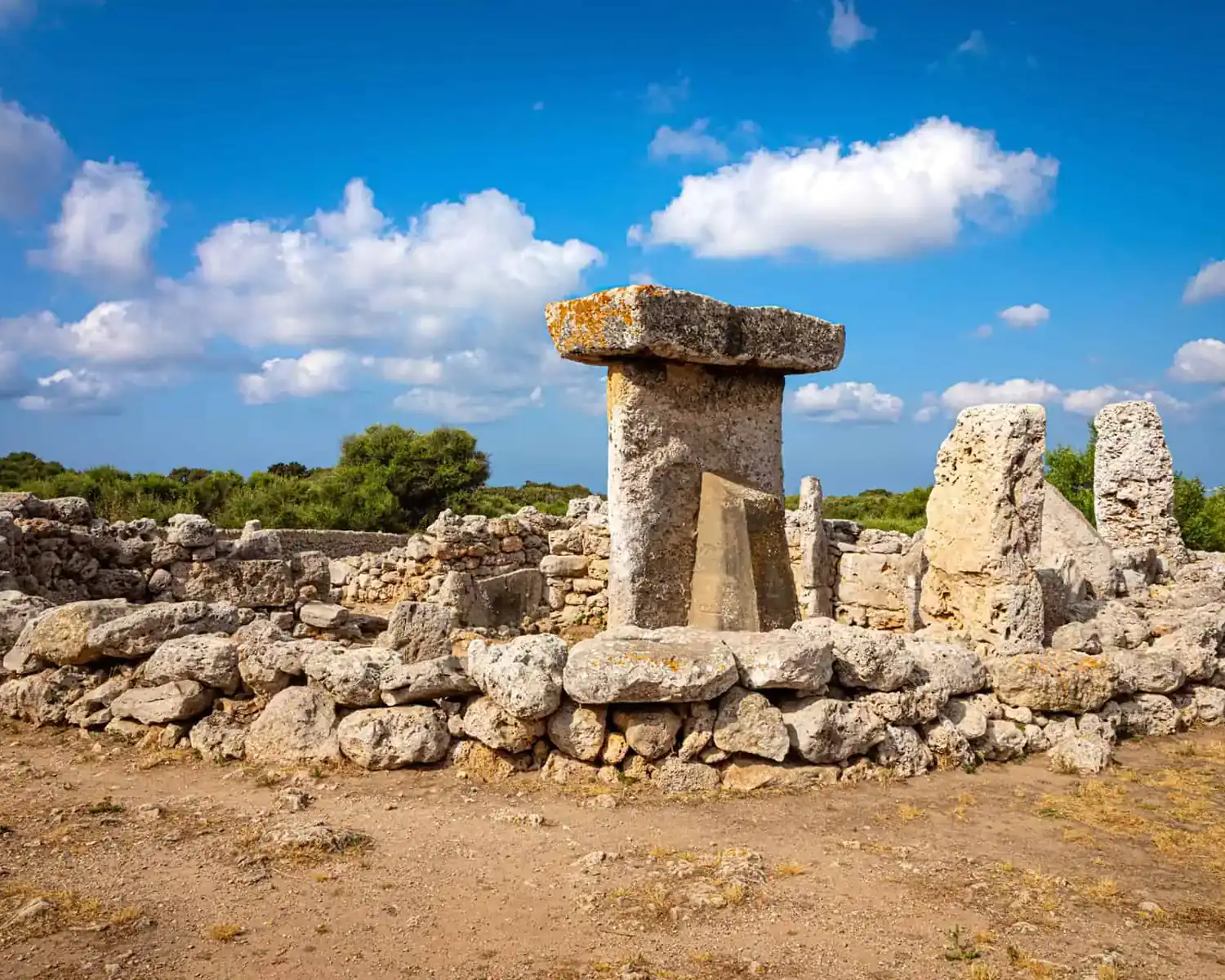 incentivos en menorca talayots